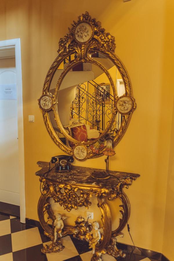 Vila Rococo Белград Екстериор снимка