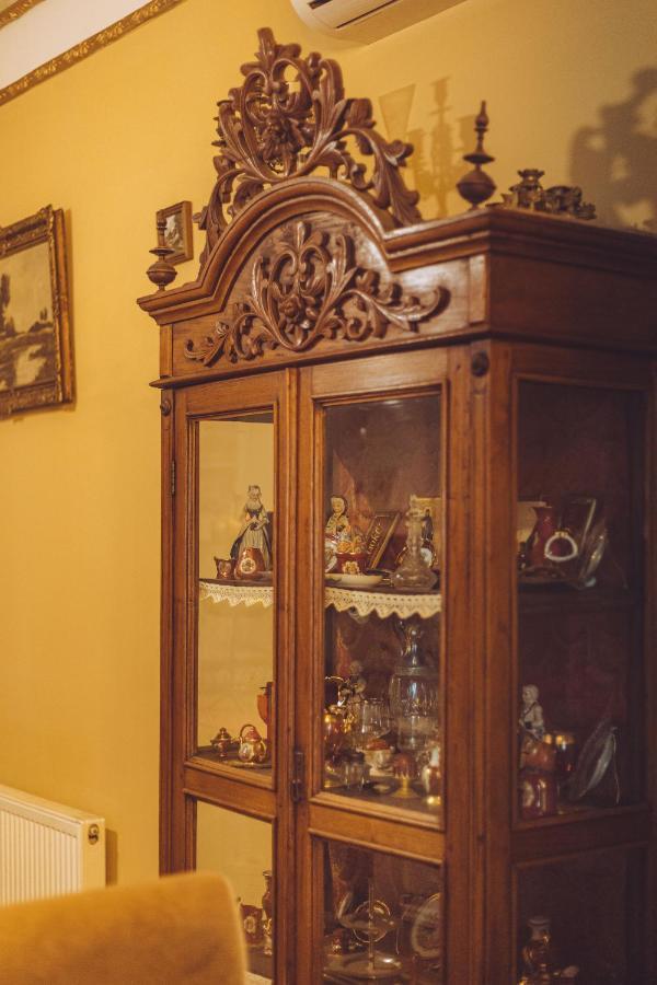 Vila Rococo Белград Екстериор снимка