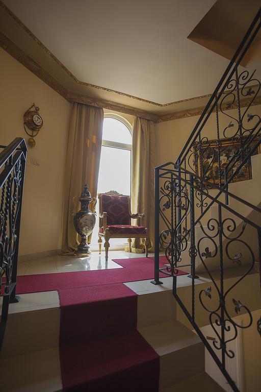 Vila Rococo Белград Екстериор снимка